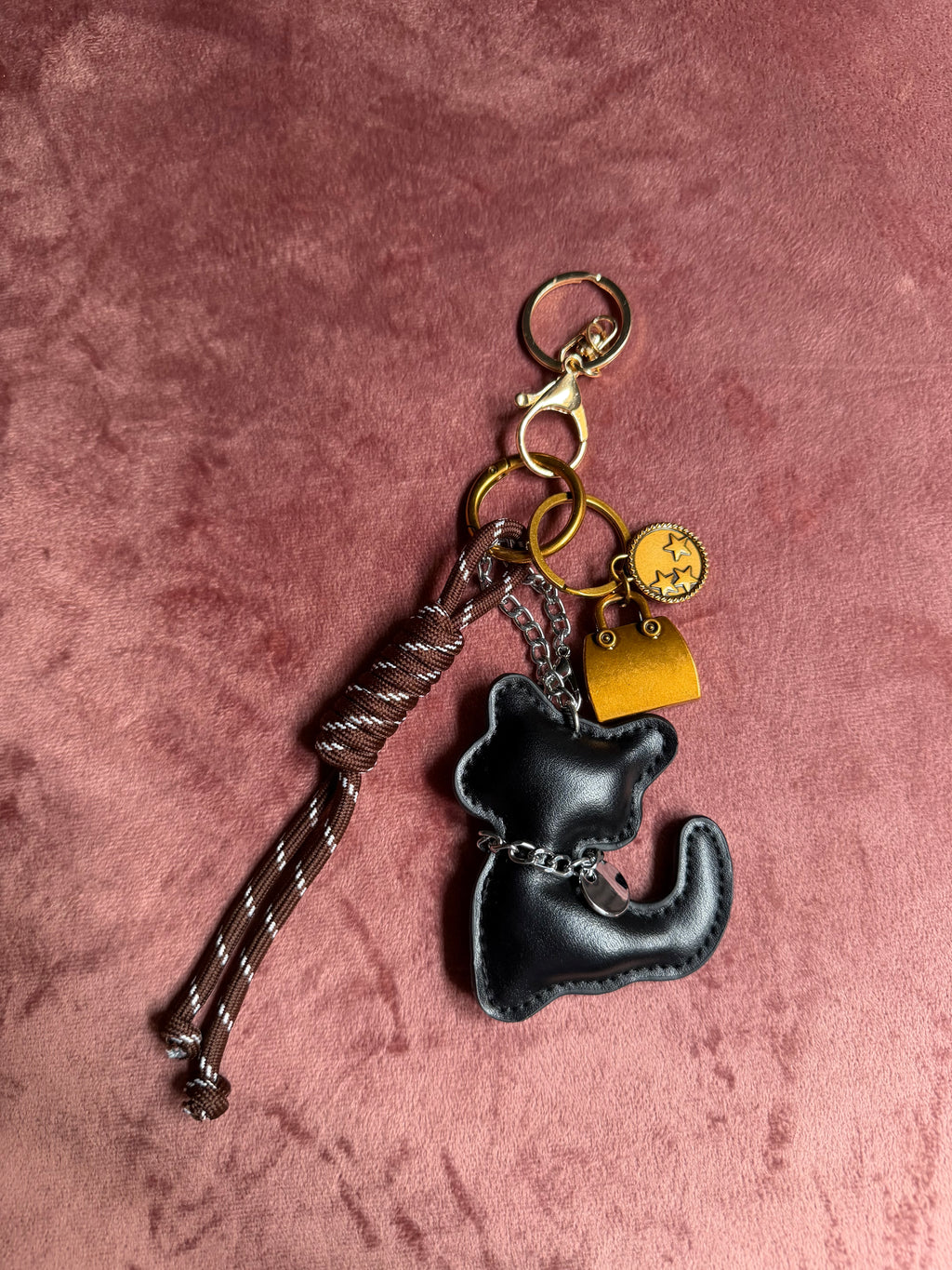Cat charm black