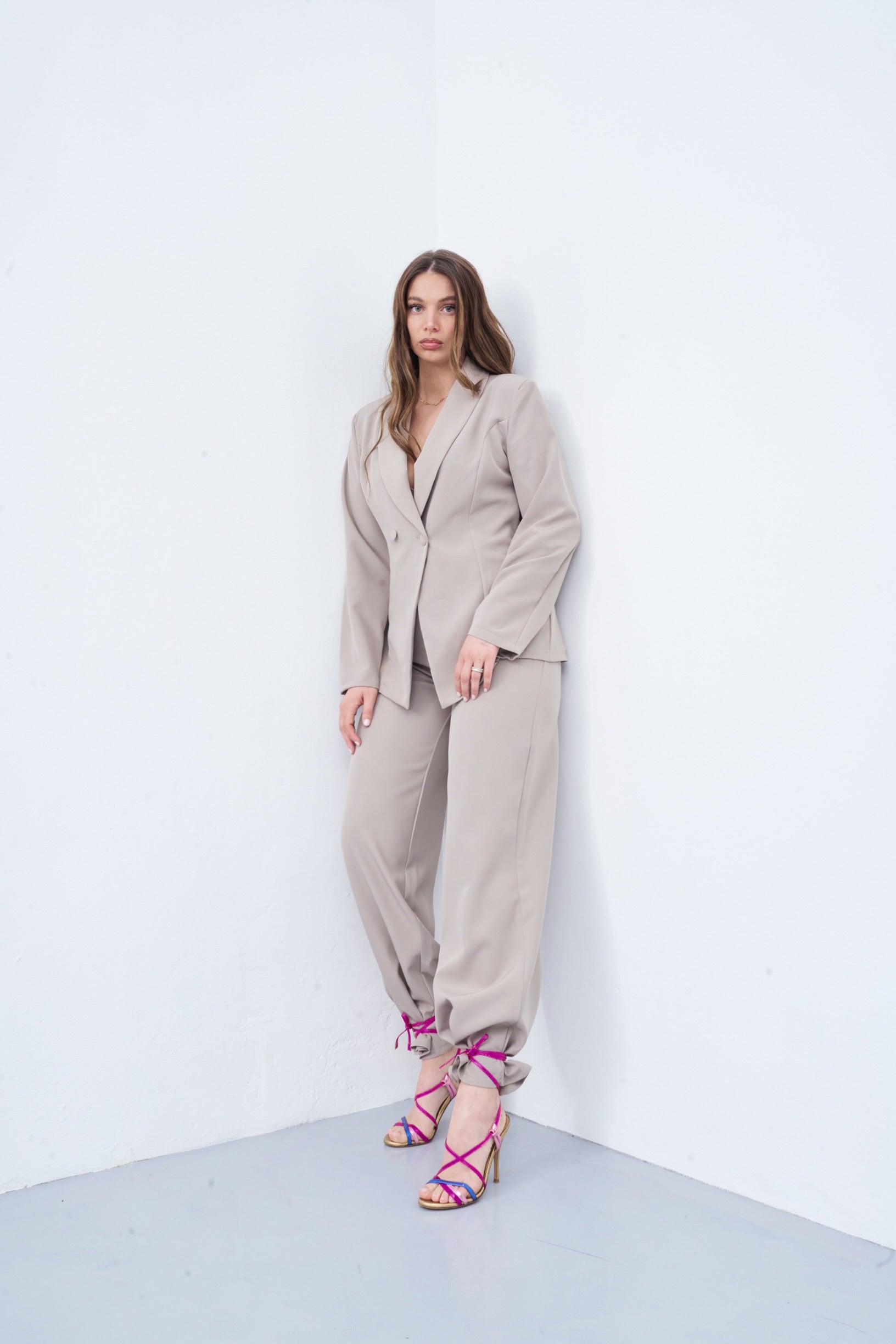 Tailleur Cocoa grigio