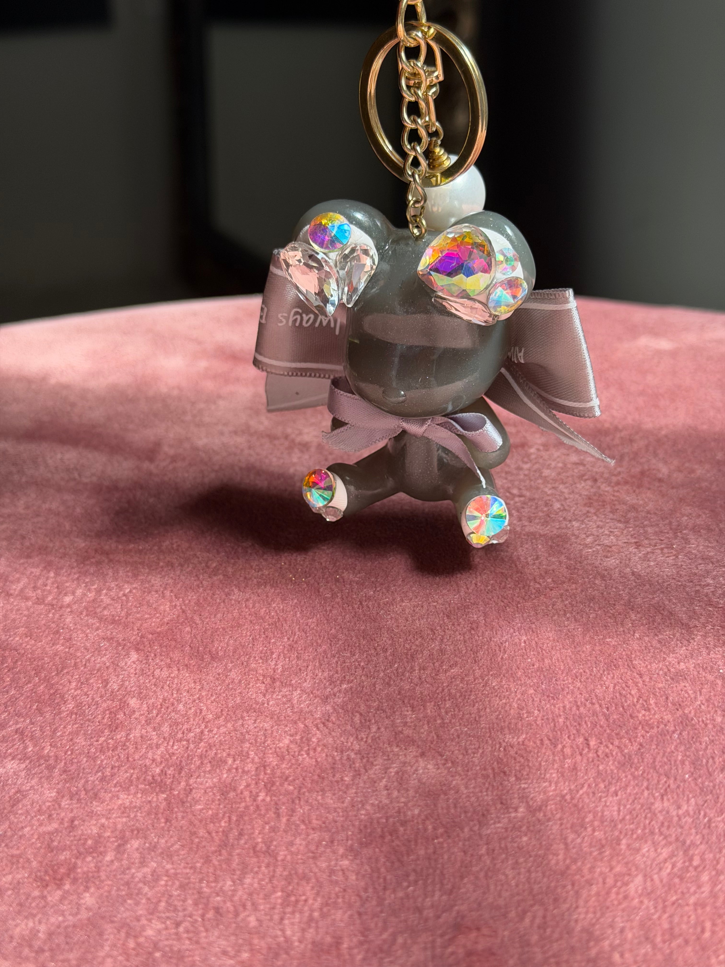 Pixy charm grey